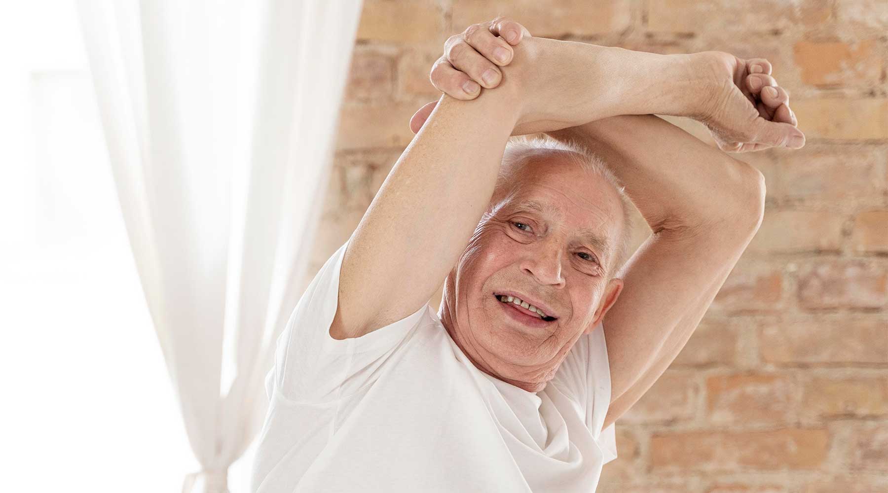 Los tres pasos clave para una curación ósea más rápida son: Alineación de los fragmentos óseos rotos. Estabilidad y soporte en el lugar de la fractura mediante inmovilización.