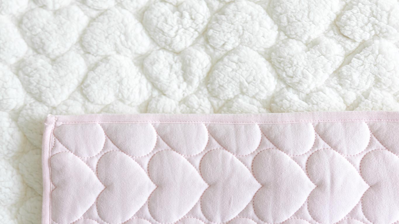 ¿Cuánto dura un empapador? Los empapadores de cama para personas mayores deben ser sustituidos una vez mojado.