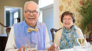 Baberos para adultos mayores