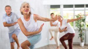 Bailoterapia para adultos mayores