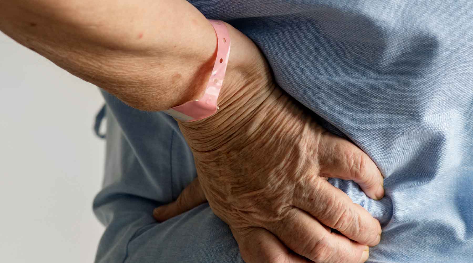 Las fracturas de cadera se asocian con notables tasas de mortalidad en pacientes de edad avanzada.
