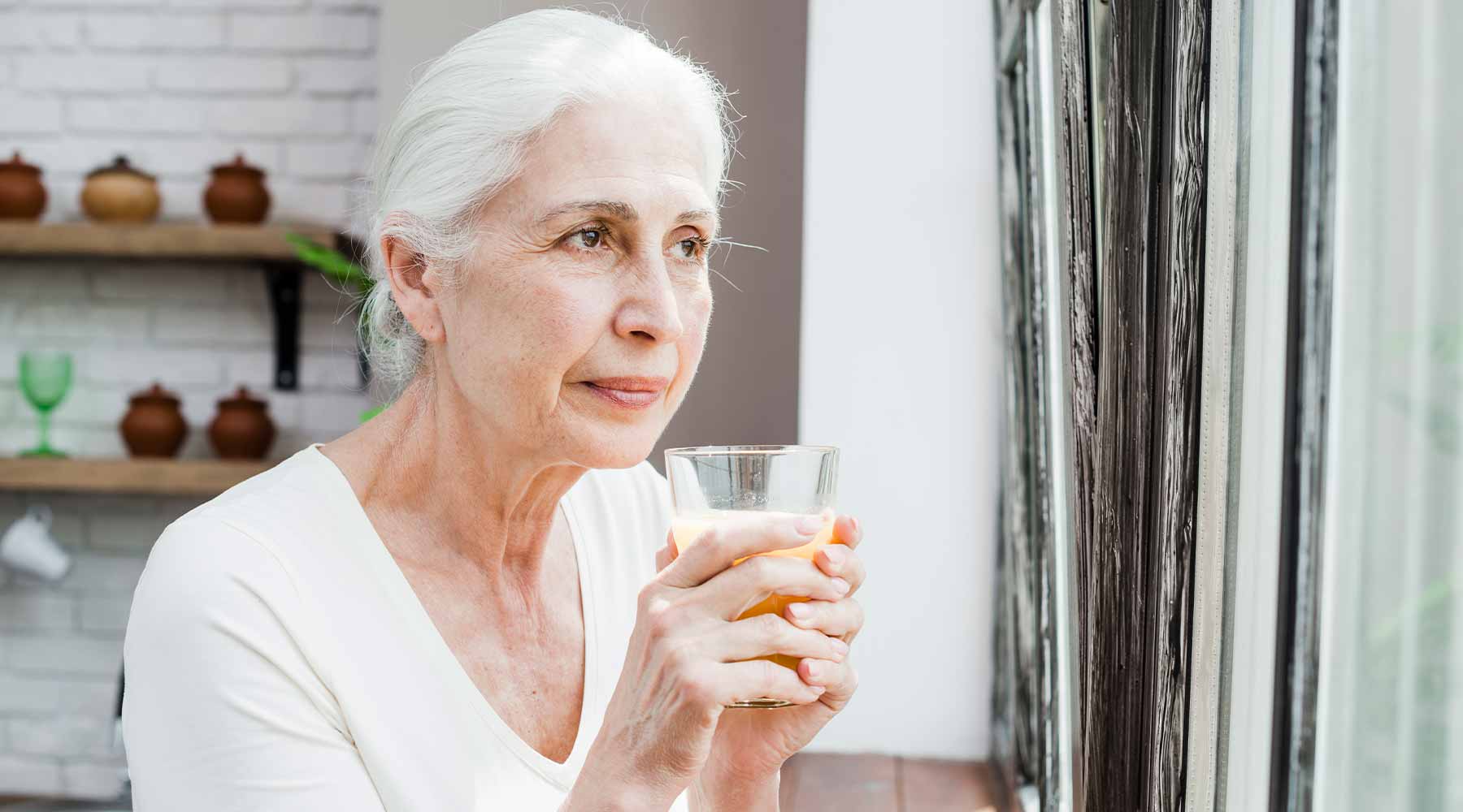 La deshidratación es la falta de suficiente agua en el cuerpo. La mejor forma de combatirlo es beber antes de tener sed