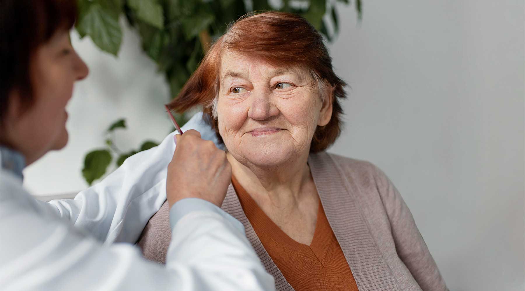 ¿Qué significa movimientos involuntarios en la boca? Los movimientos involuntarios de la boca son movimientos repetitivos involuntarios de la boca y la cara.