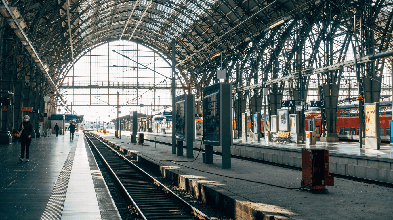 Renfe asistencia personas mayores