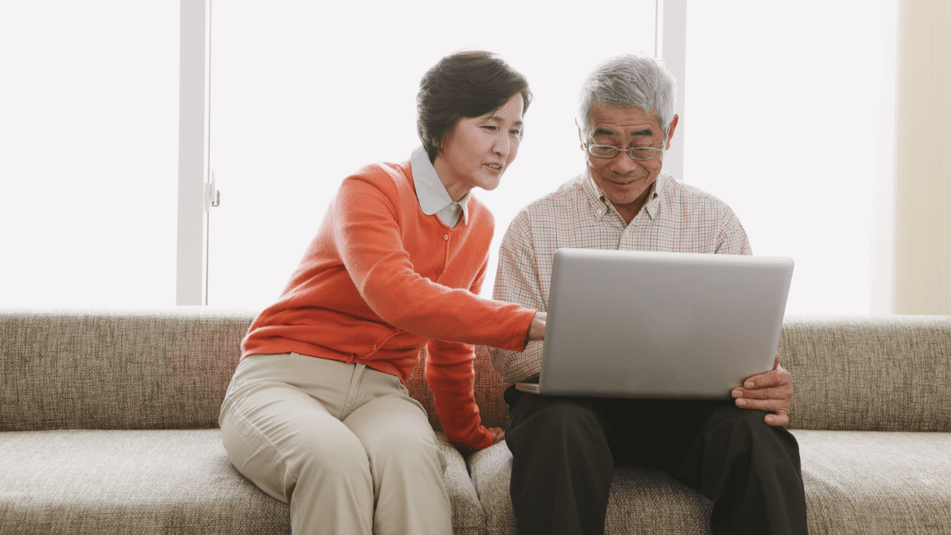 Talleres digitales para mayores en Madrid