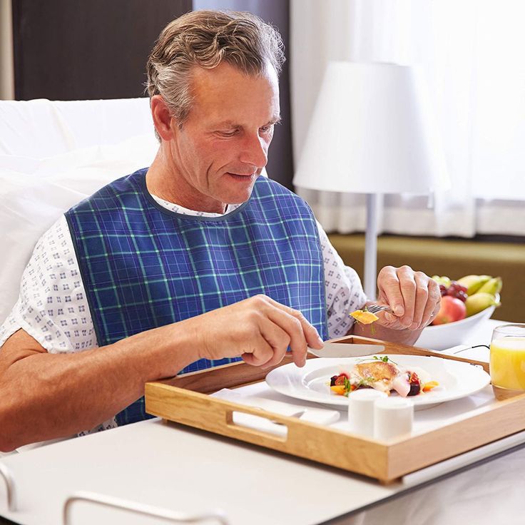 Baberos para adultos mayores