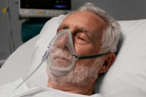 Efectos secundarios del oxígeno en ancianos.