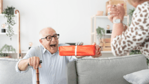 Frases de cumpleaños para adultos mayores