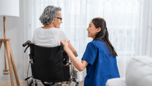 hoja de vida de cuidadora de adulto mayor