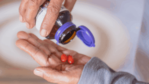 vitaminas para personas mayores de 80 años