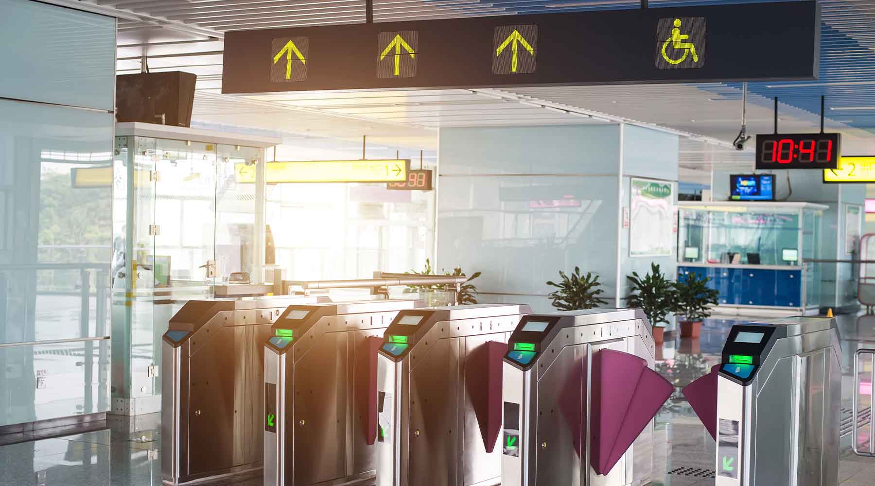 Puede solicitar asistencia en silla de ruedas en el aeropuerto si tiene movilidad reducida o impedida.